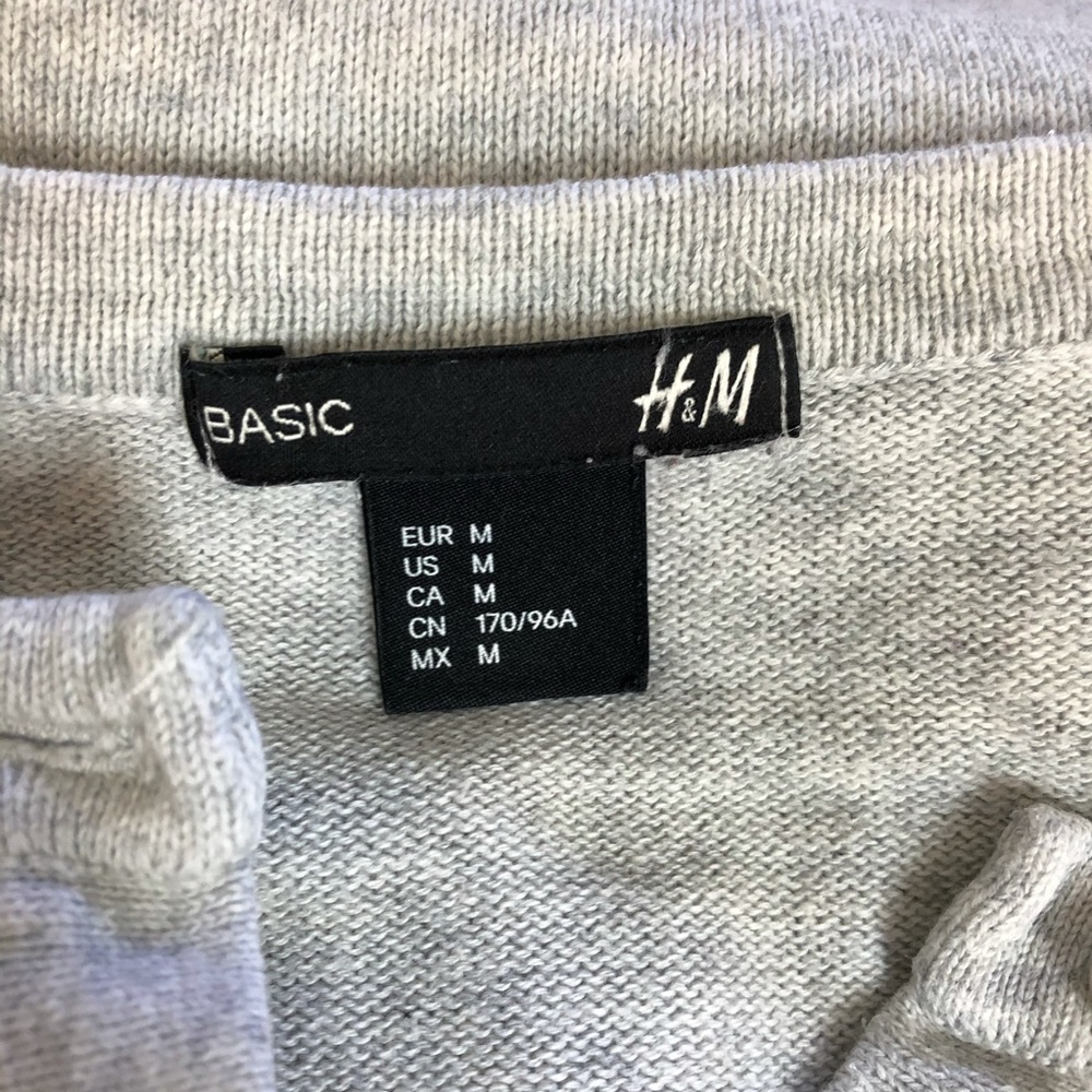 H&M light heather gray crew neck cardigan - Picture 4 of 5